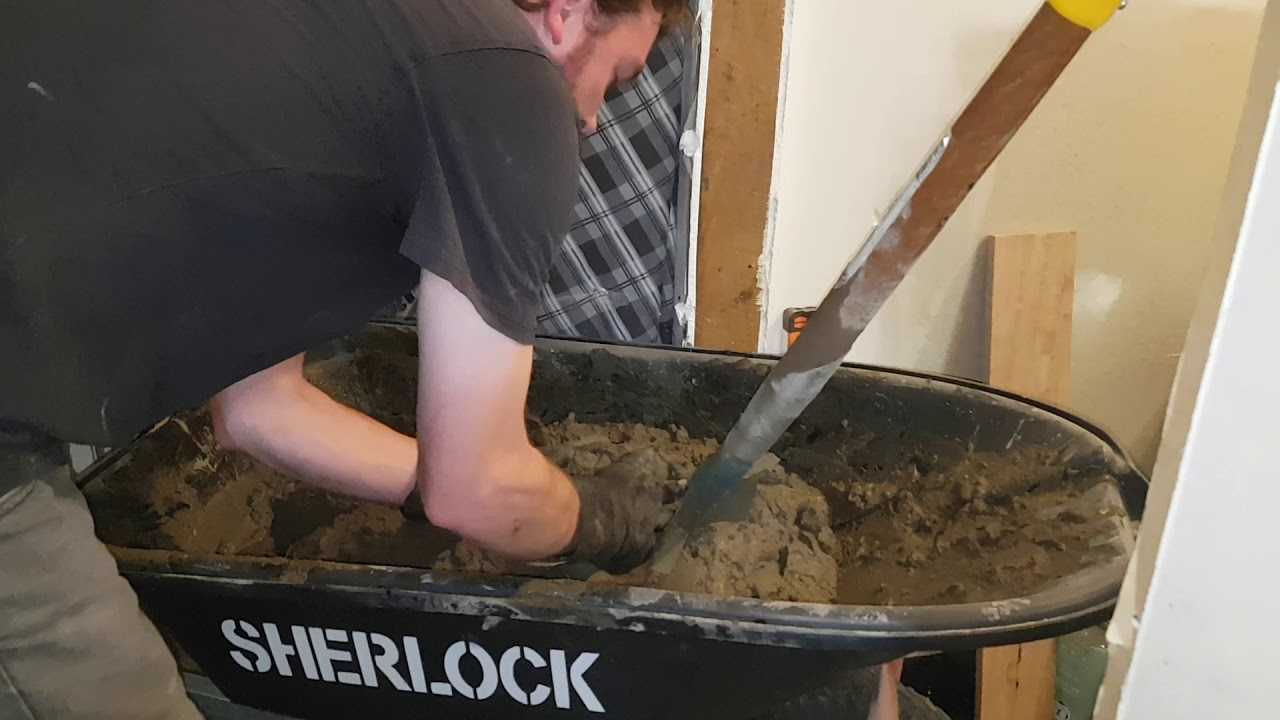 Getting ready to lay the mortar bed for the spa YouTube