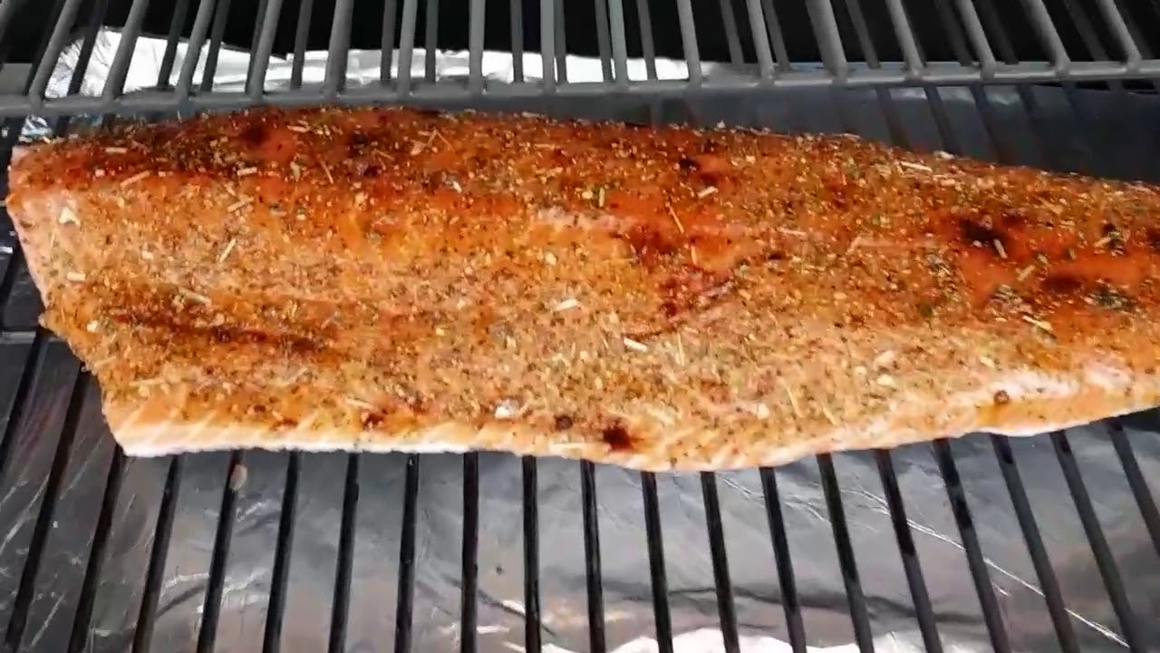 Smoked salmon on Traeger Pro34 smoker - YouTube