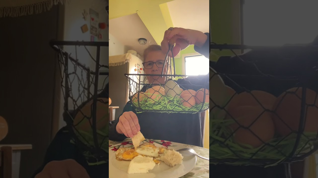 Δυο αυγουλάκια