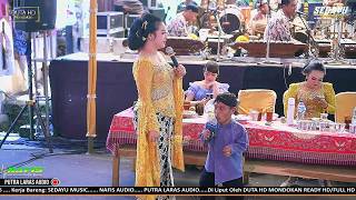 UNCEK Nyawang DEWI