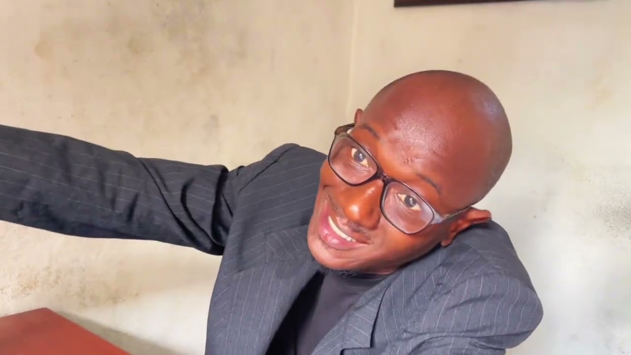 Pretty boy al ka ougan poul jwenn travay yo kenbel nan vòlè😂😂😂