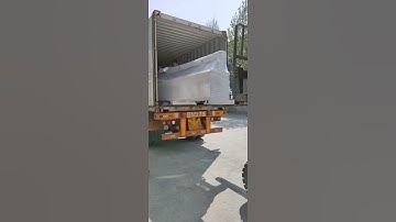 Loading into the container wood cnc router machine