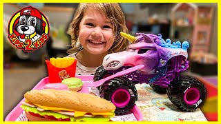 🦄Sparkle Smash Goes to Worst Restaurant EVER! 🍟 Father & Daughter Playing with Monster Jam Trucks Wealth