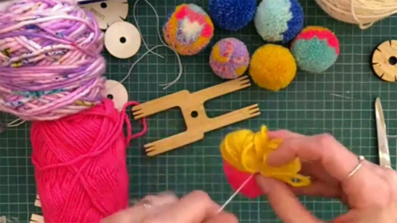 Pom Pom Making | How to make a half & half pom pom