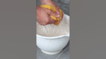Find out how to grout your tiles with Craig Phillips 🙌🏻