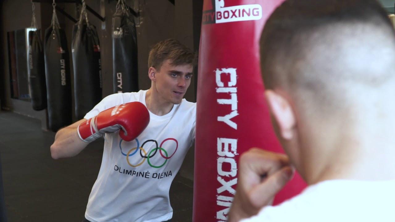 Egis Kavaliauskas City Boxing klube dalinasi patirtimi