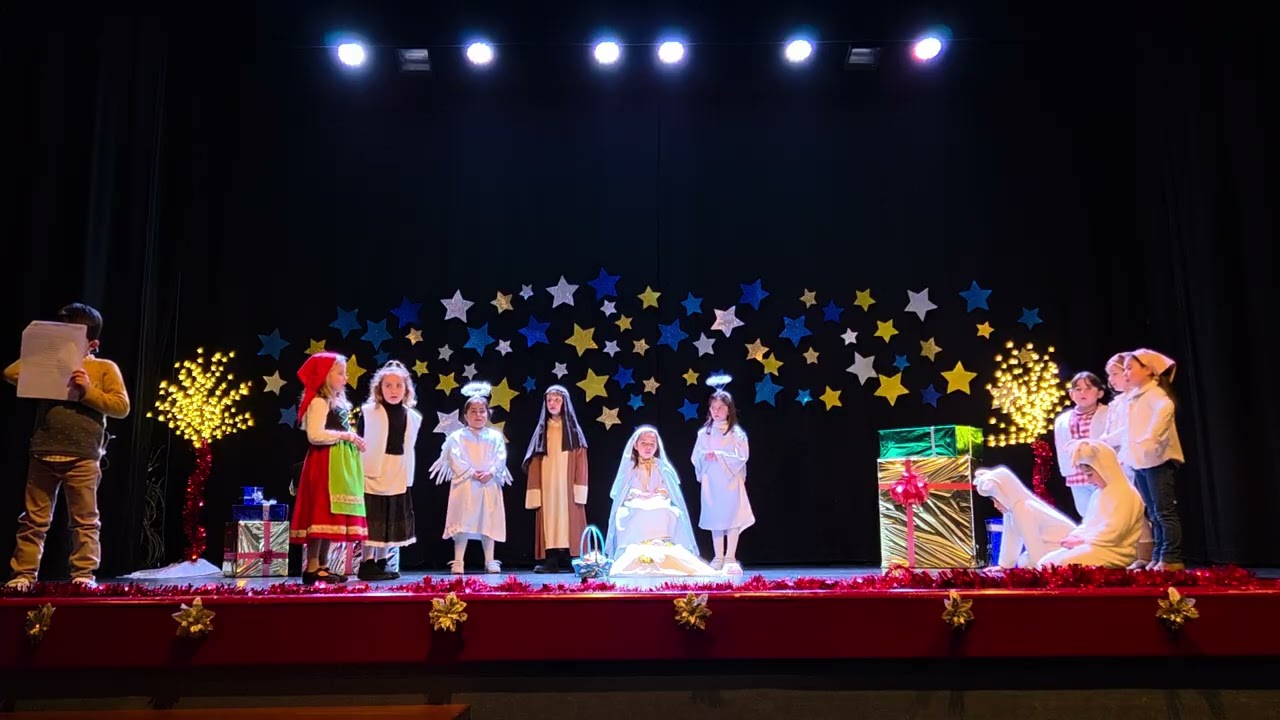 Actuación 1º EP. “Un lobito en el portal”