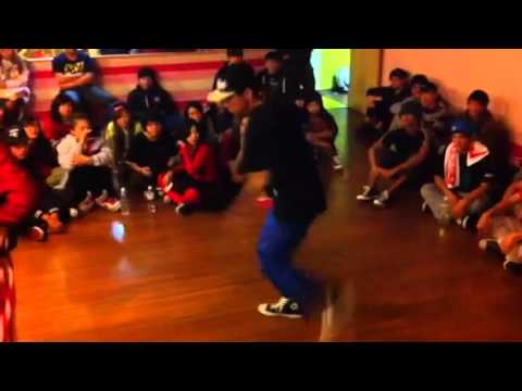 Mr.Frog高中月月盃Battle賽-8強 正妹VS熊