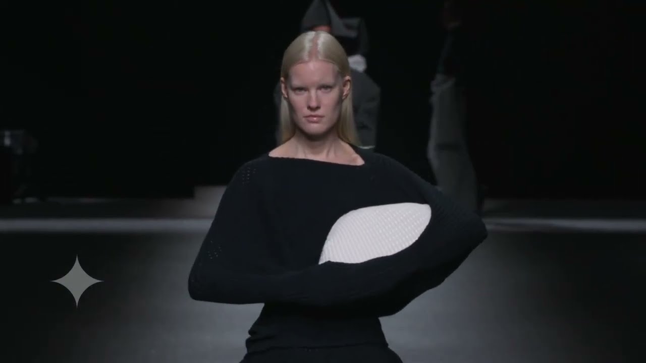 ISSEY MIYAKE ✦ FALL-WINTER 2026 ✦ PFW