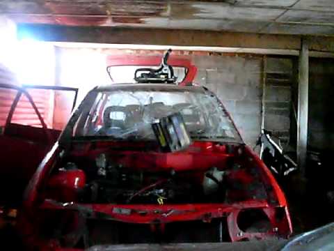 the easy way to break a car window - YouTube