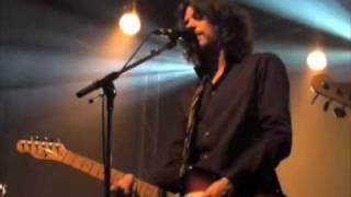Alister Qu'est ce qu'on va faire de toi  en concert
