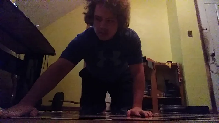 Doing the perfect pushup workout courtesy of Fitne...