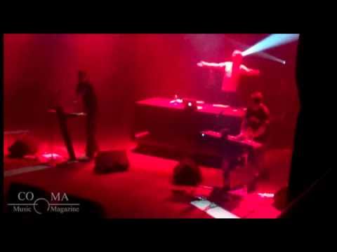Modulate - "Skullfuck" (live) - COMA Music Magazine