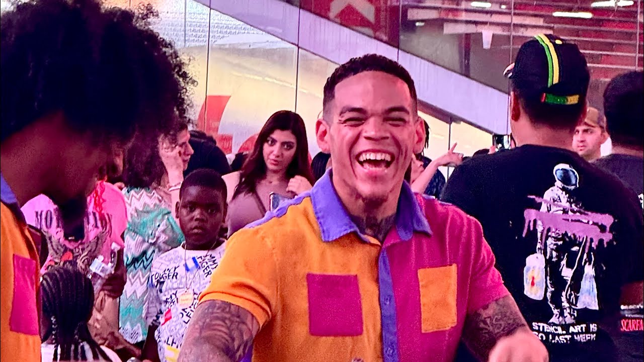 Лучшее брейк-данс-шоу на Таймс-сквер в Нью-Йорке от танцевальной группы Chosencrew_entertainment!