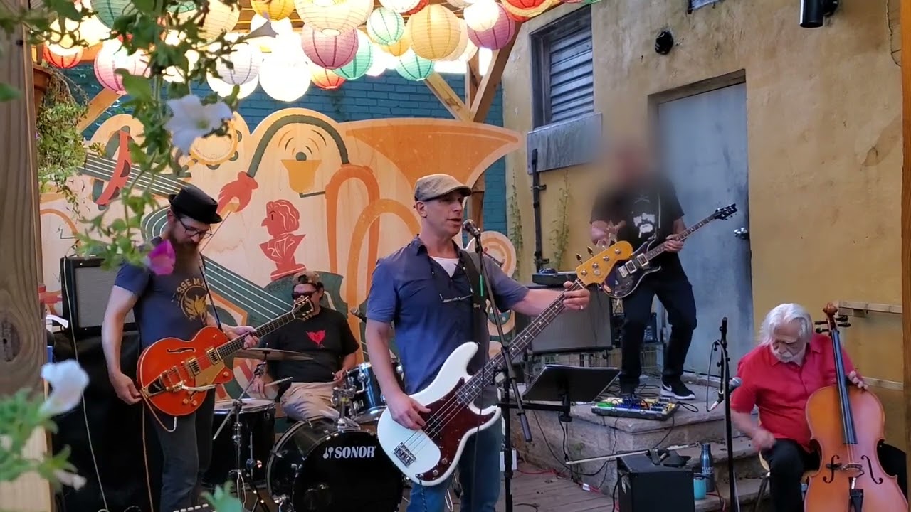 The Strain: Arpeggio & Invisible