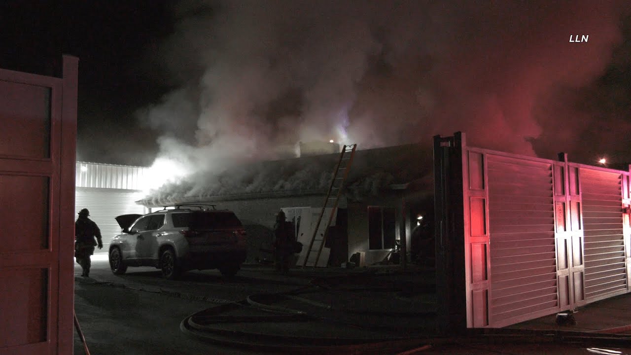 Auto Repair Shop Goes Up In Smoke - November 6, 2021 - YouTube