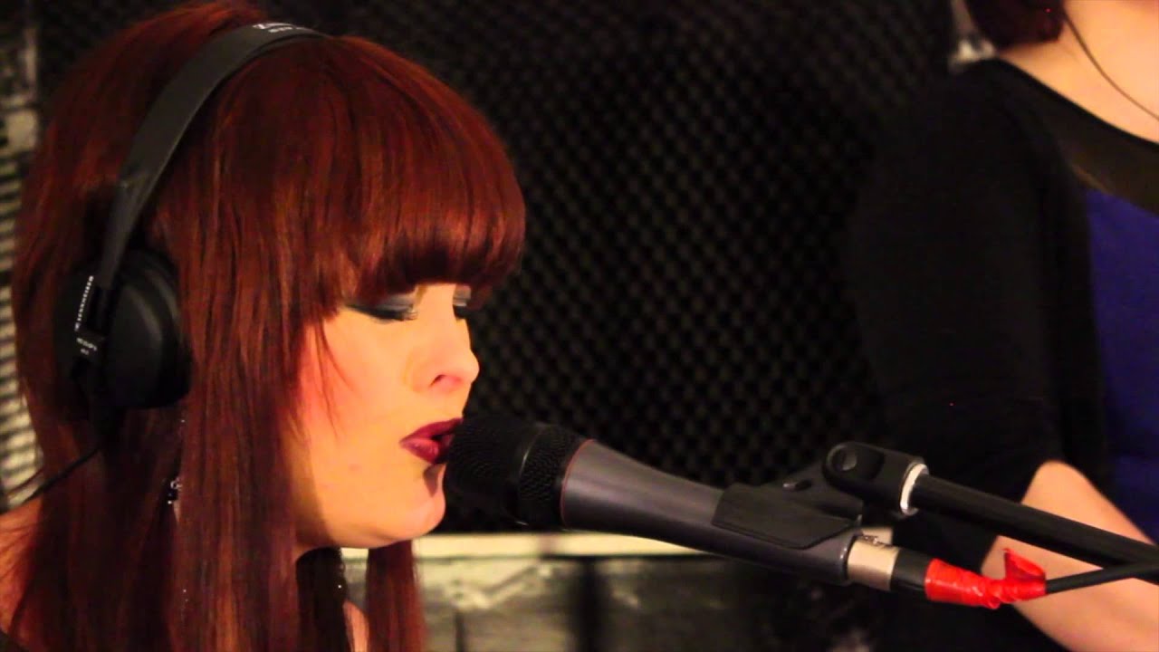 Sandii Jane - Let Down (Block C Live Sessions Episode 9)