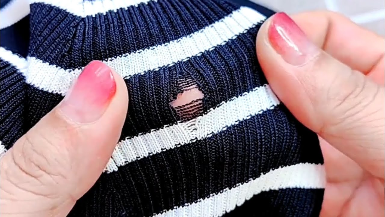 Sueter Roto How to Repair a Tear in a Knitted Sweater Without Leaving Marks - YouTube