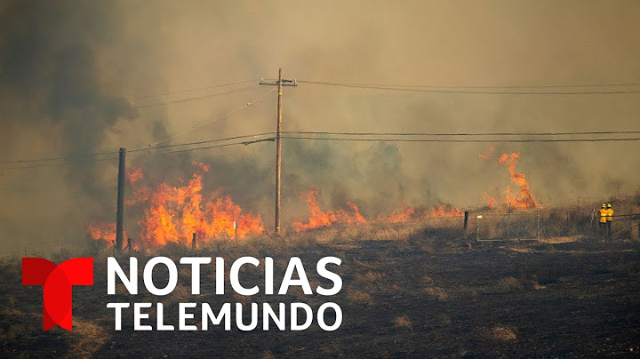 Miles de evacuados en California por devastador incendio | Noticias Telemundo