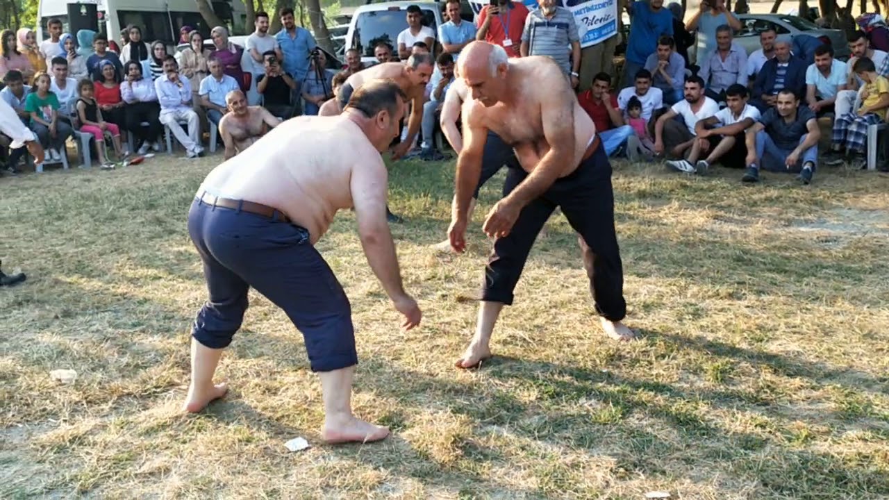 Tokat Almus Çamköyü pikniğinden Dernek BŞK Ahmet demirci başkanın Ata Sporu Güreşinde