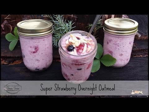 Super Strawberry Overnight Oatmeal | No Cooking & Healthy | CHEWIE CHEWS