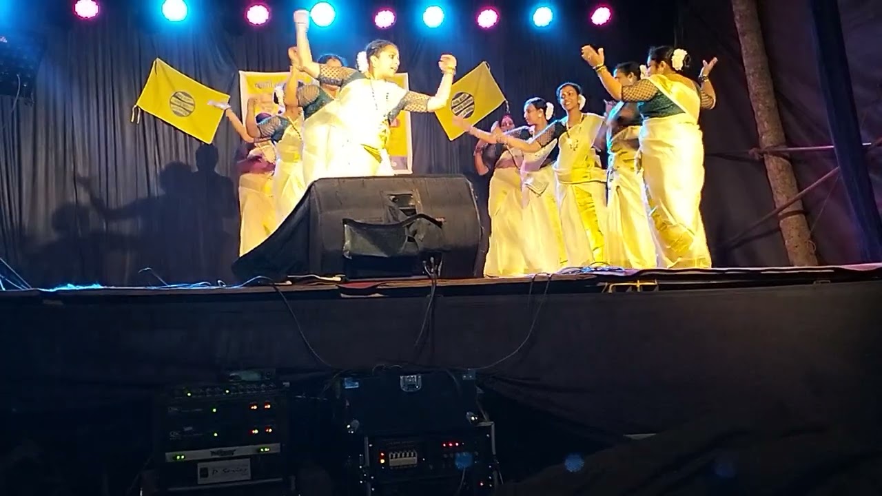 thiruvathira margamkali and oppana mixed ladies group dance |