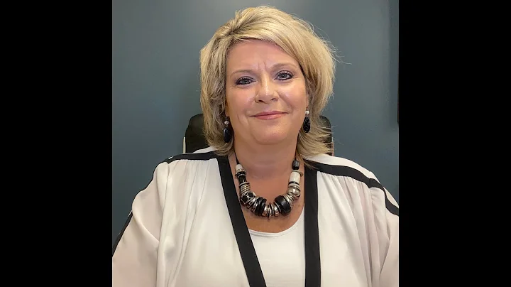 Shelly Peterson - Founder and CEO of Promoting Me,...