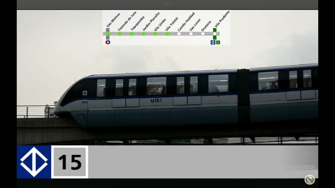 Line 15 silver in São Paulo. Linha 15 prata em São Paulo.