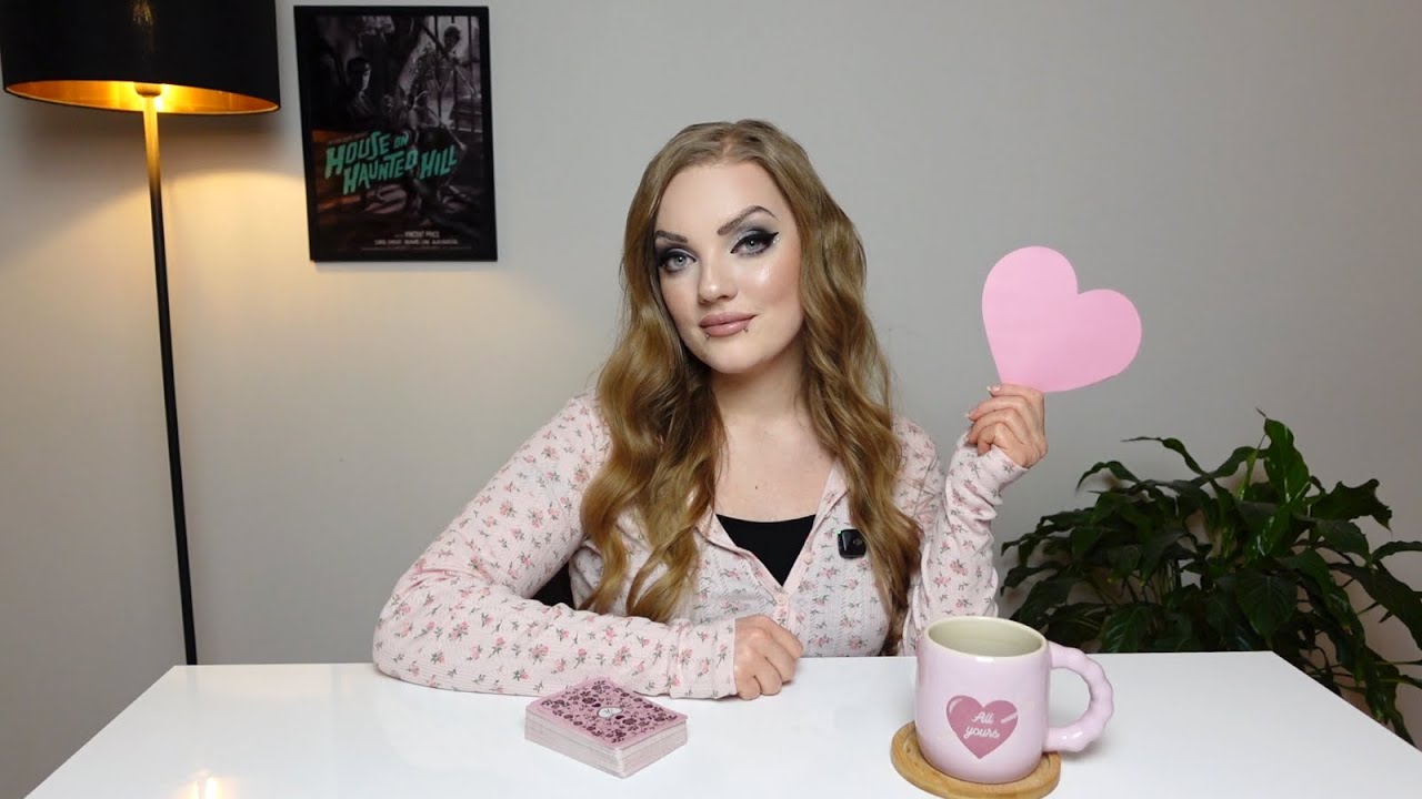 this person is about to snap bc they want you so bad..they’re in love like a maniac🥵🔥