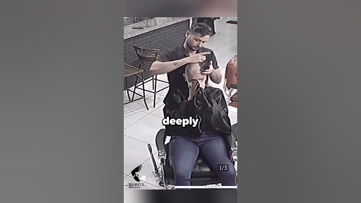 Barber Supports Cancer Patient with Incredible Act of Kindness ❤️