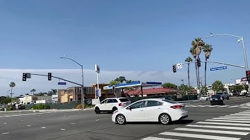 Accessible pedestrian signal or audible: Crossing the street when you are blind! 🚦🦯😨