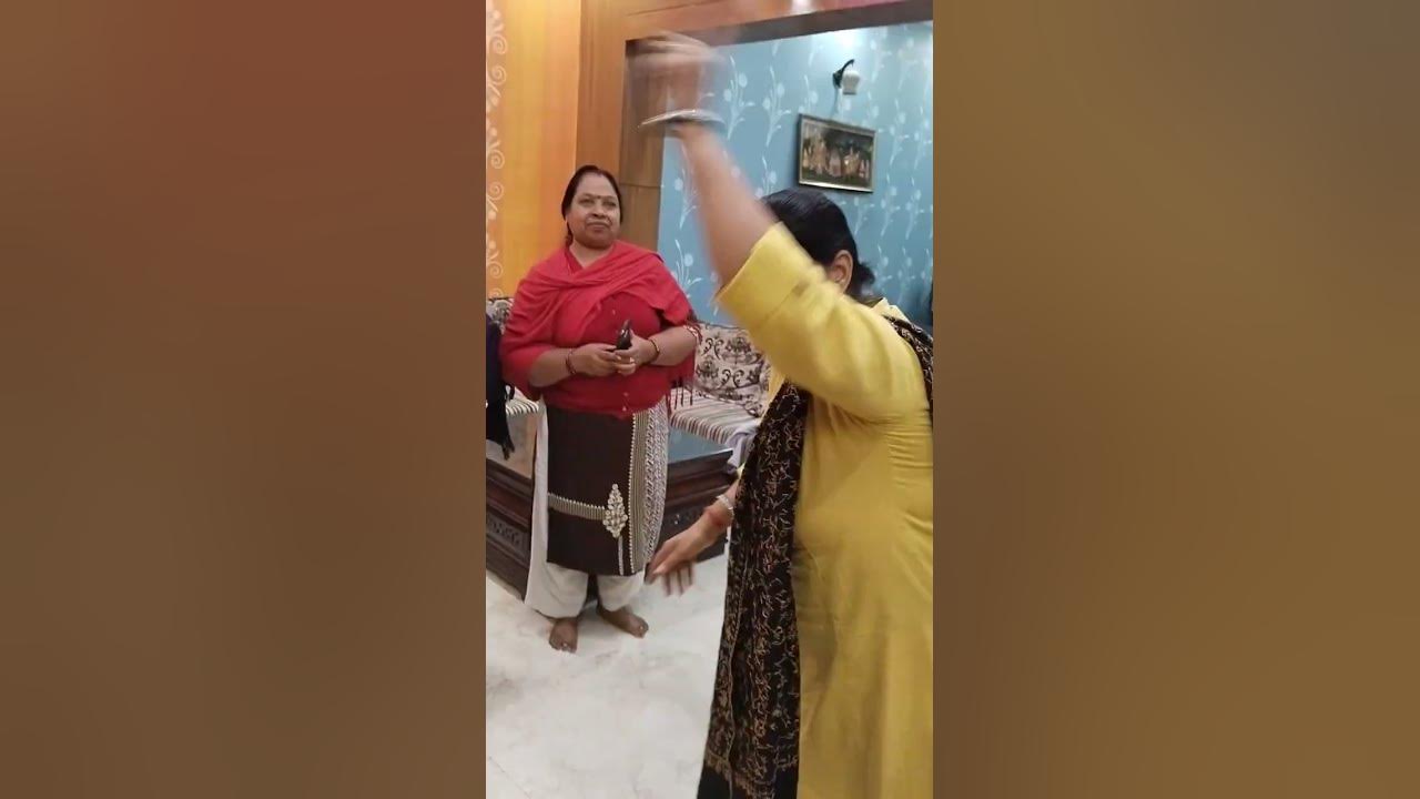 hmm-sabhi-ne-milke-khub-masti-ki-youtube