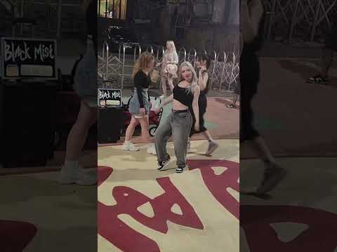Kpop&amp;<strong>amp</strong>;JHKTV]#BLACKMISTin hongdae kpop <strong>dance</strong>#MANIAC#VIVIZ#블랙미스트홍대케이팝댄스#비비즈#쇼츠#shorts