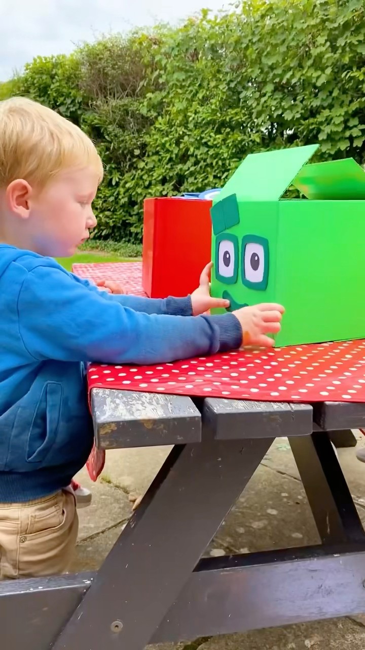 Build Numberblock Four! ? Part 4 | Cartoon Maths fun for Kids | Learn to Count #shorts