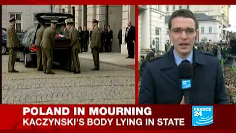 Poland: Kaczynskis body lying in state