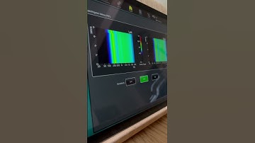 Running automatic note calibration procedure on Moog Slim Phatty. Also tuning OSC2 frequency. Easy!