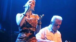 Imelda May - Three Steps To Heaven chords