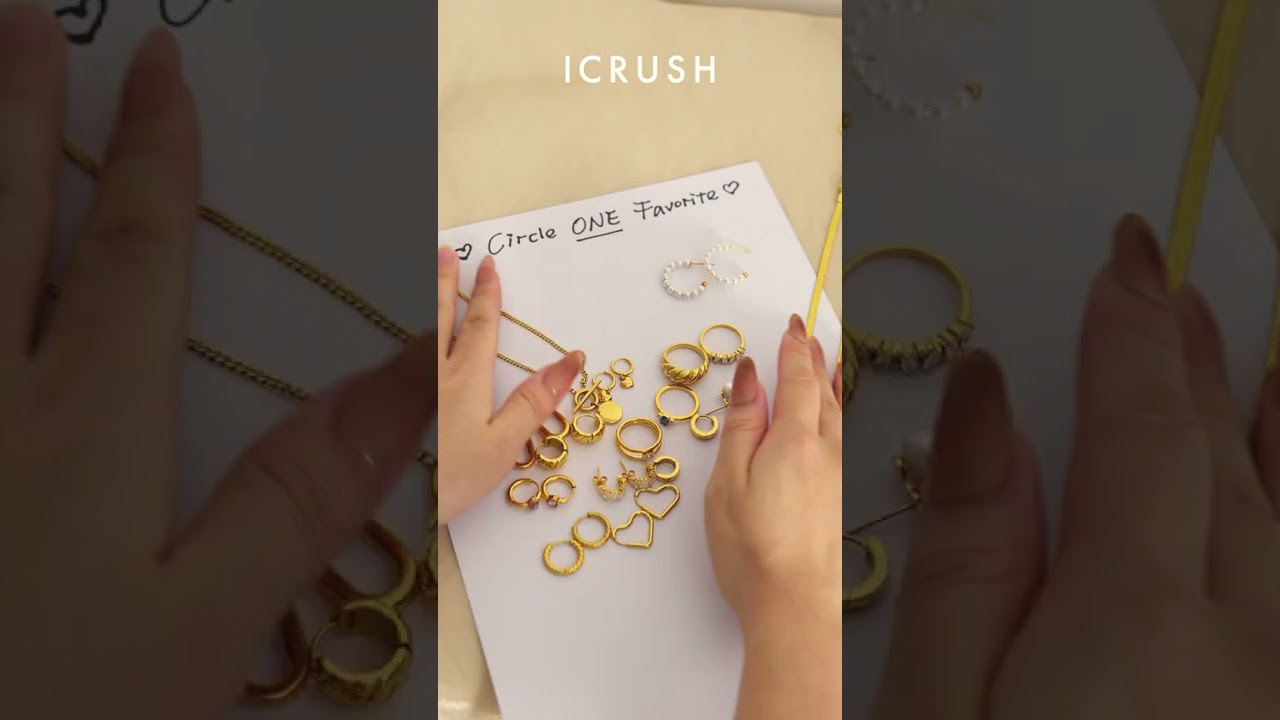 Circle your favorite?🤔😏😍 