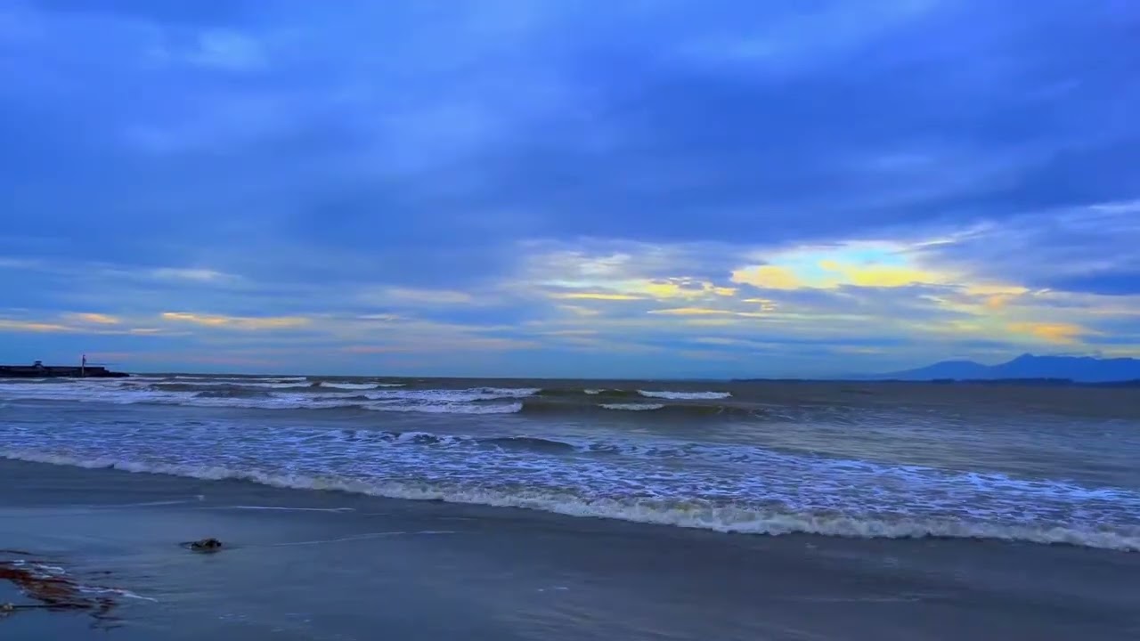 4K Rare Sunrise Tranquility: 7 Hours of Peaceful Ocean Waves for Deep Sleep & Relaxation