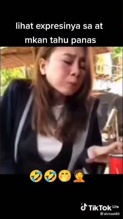 Vidio lawak makan tahu kepanasan 😂