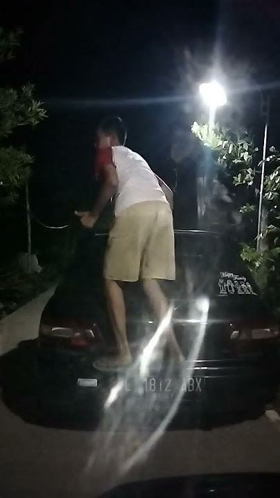 mobil Starlet empuk ceper titik