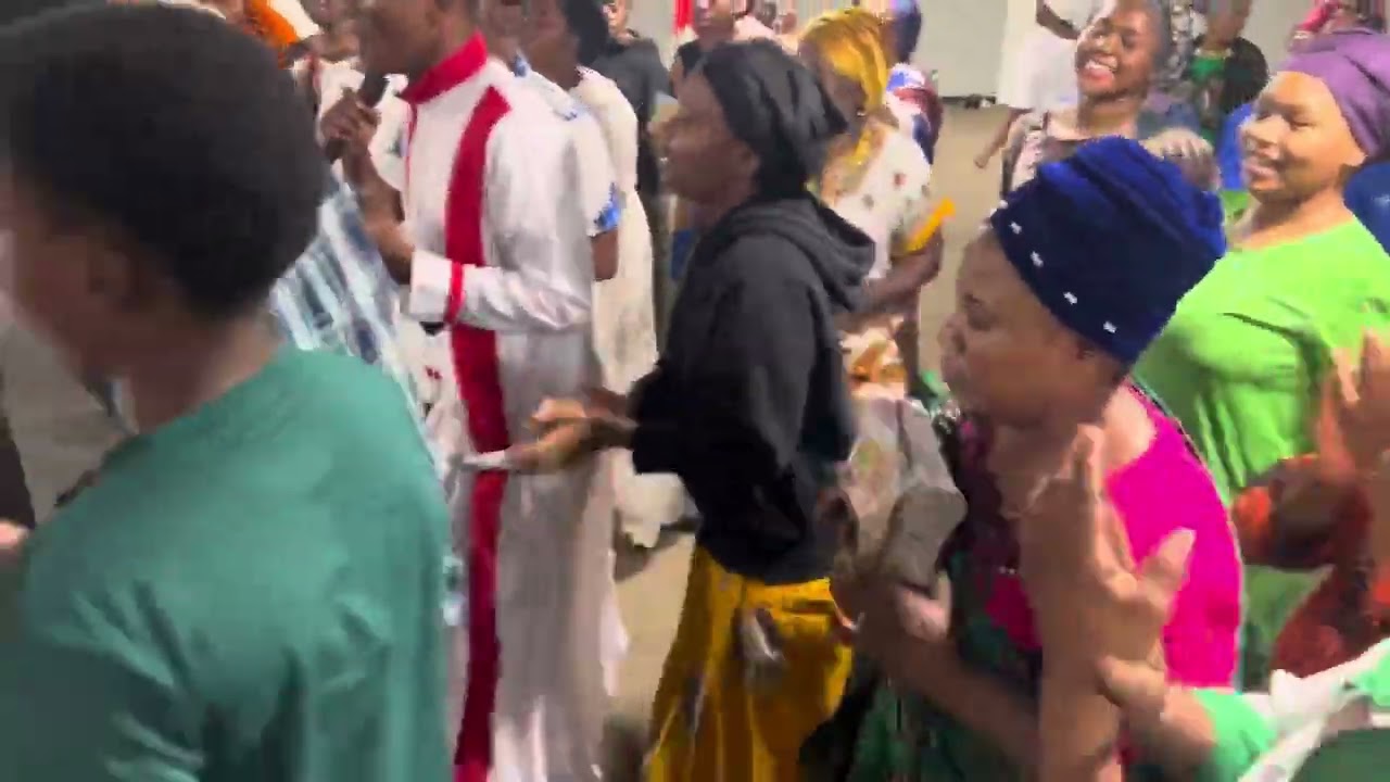 Solomono alimuomba Mungu (wimbo wa maombi)