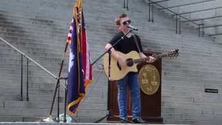 Eleven yr old Landon Wall performing " Love Notes " at the South Carolina Capitol