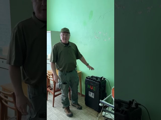 Suncase 3651 running small operating room in frontline city of Ukraine #powerstation #ukraine