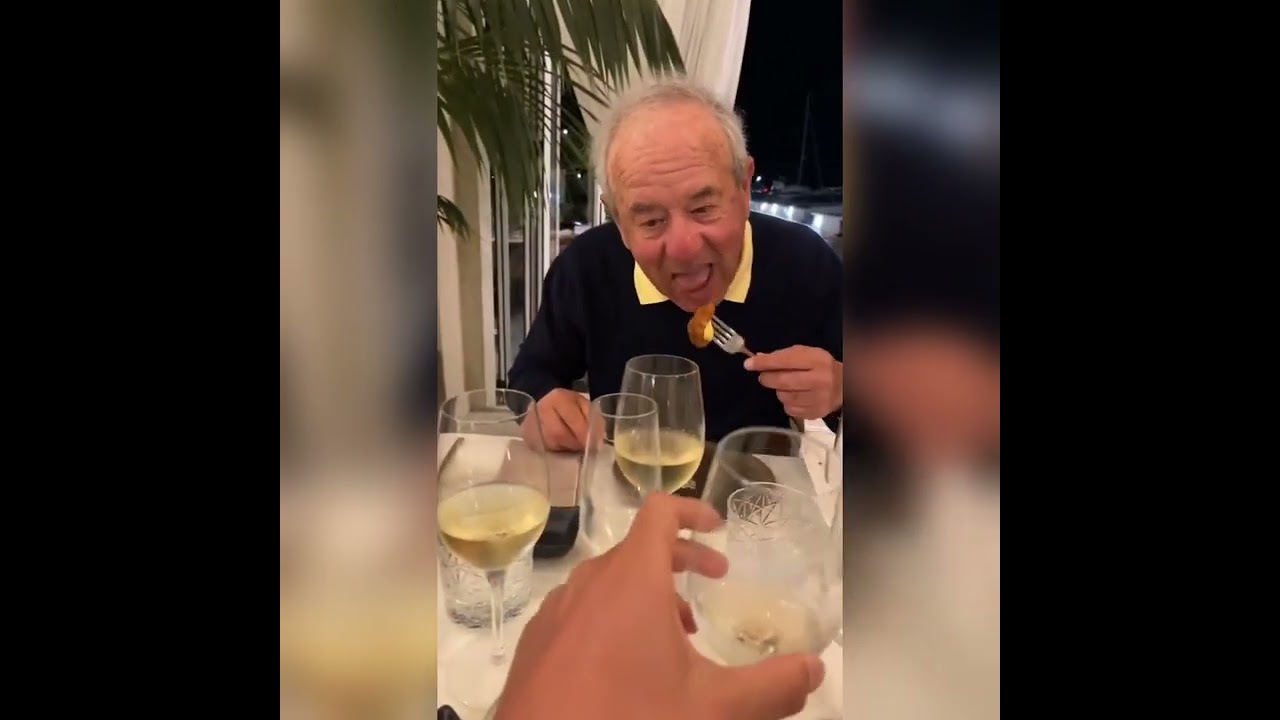 NONNO FAUSTINO - A cena sushi e rum a volontà 😂🐊😂