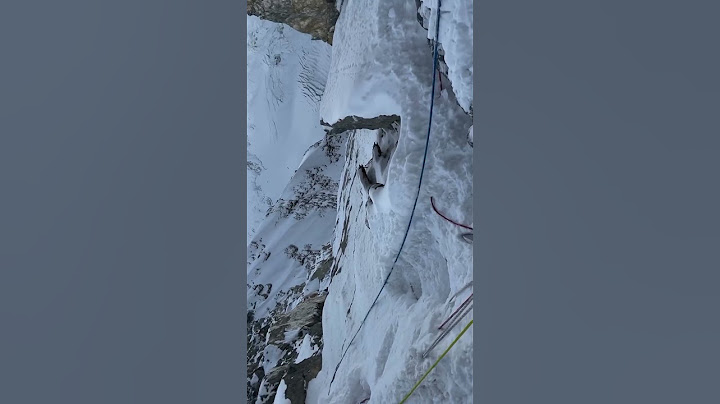 Dead Body in Mount Everest 📹 @afshin_asgharzadeh #viralvideo #everest #youtubeshort #viralshorts