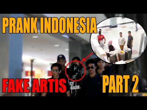 bikin-rusuh-di-mall-prank-fake-artis-indonesia-||-prank-palembang-||-ezara-id-||-part-2