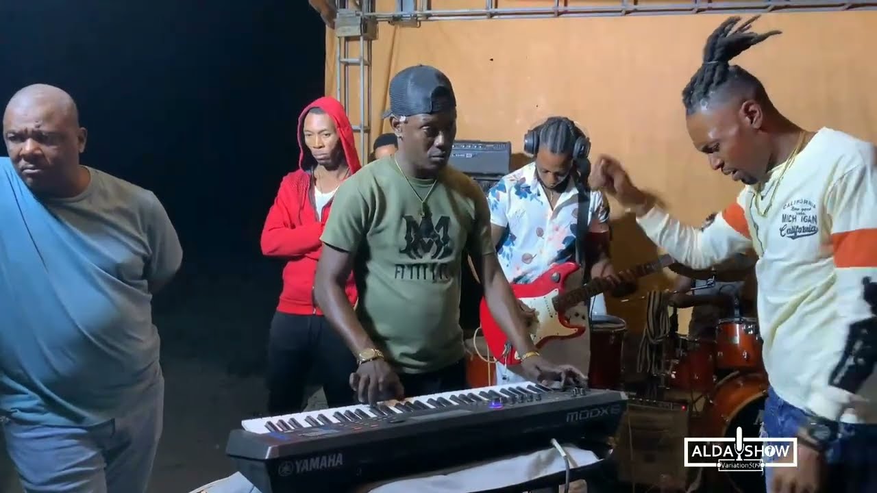 ZELL #1 KRAZE FESTIVAL BWA BLAN PLAT ATÈ ANPIL MOUN TE DEPLASE VIN DANSE JAZZ LA