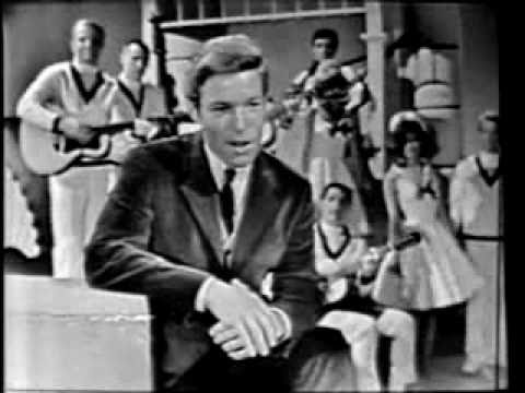 Richard Chamberlain Perry Como's Kraft Music Hall, 1965 Part 4 - YouTube