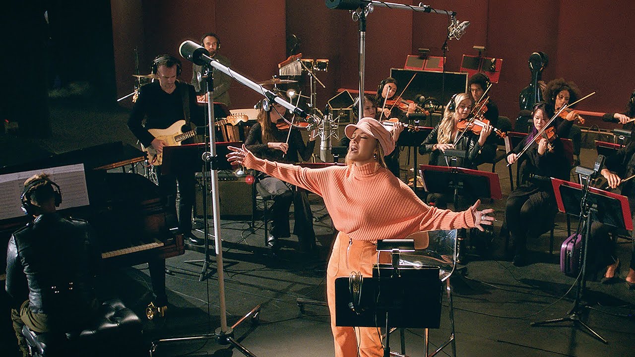 The Music Featurette